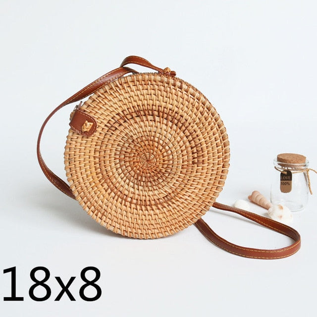 Round Crossbody handbag, Straw Purse Bag, Round Woven Bag, Circle Basket  Bag - Shop ReleafStore Wallets - Pinkoi